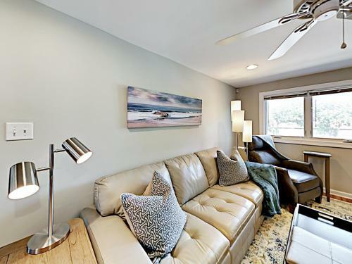 E Bolton Apartment Unit C Townhouse