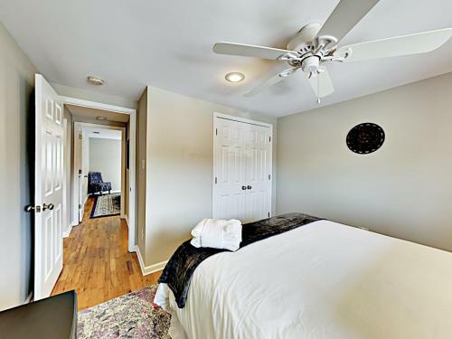 E Bolton Apartment Unit C Townhouse