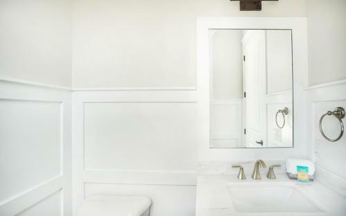 513 Liberty Main + Garden By Lucky Savannah