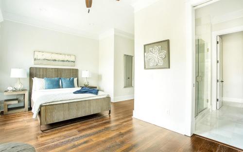 513 Liberty Main + Garden By Lucky Savannah