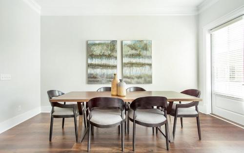 513 Liberty Main + Garden By Lucky Savannah