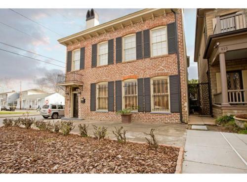 Phillips House By Lucky Savannah