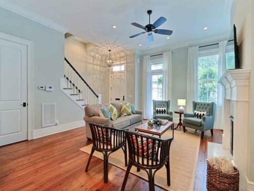 Congress Street Retreat