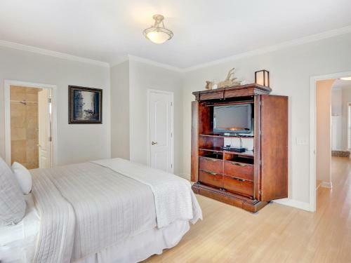 Heated Pool Access Flex Cancelation Gorgeous Sunset Views Over The Water