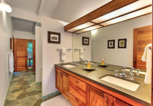 Lani Kai Home