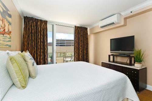 Regency On Beachwalk #66