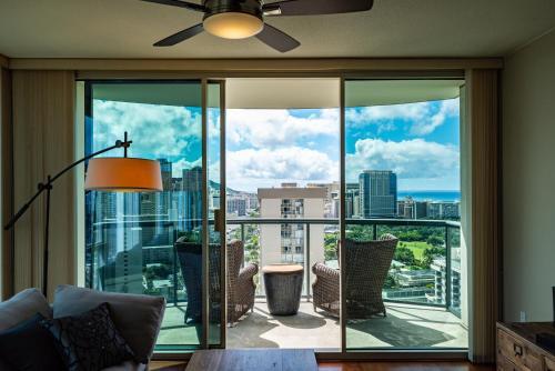 Allure Waikiki (Aw04)