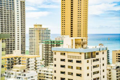 Waikiki Skytower Wst02