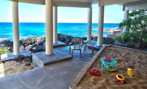 Hale Honu - Spectacular Oceanfront Home W/ Central A/c Wading Pool & Hottub