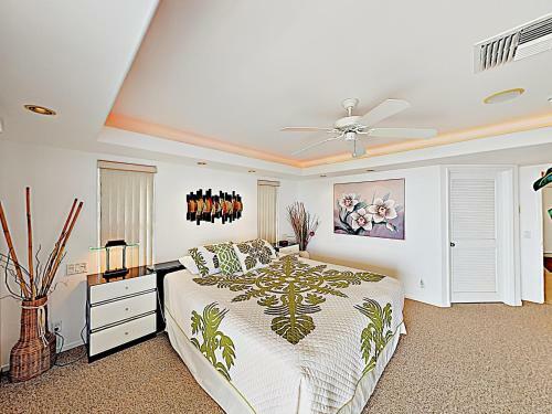 New Listing! ?kona Sunset Hale? W/ Ocean Views Home