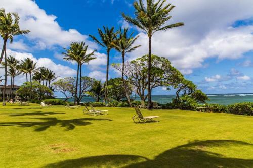 Kapaa Shore Resort #327, Oceanfront
