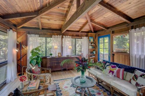 Peace Of Paradise Cabin
