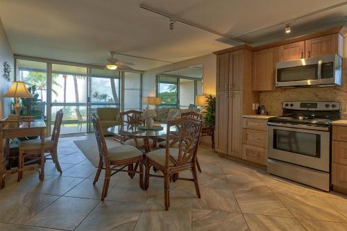 Leinaala Oceanfront #405