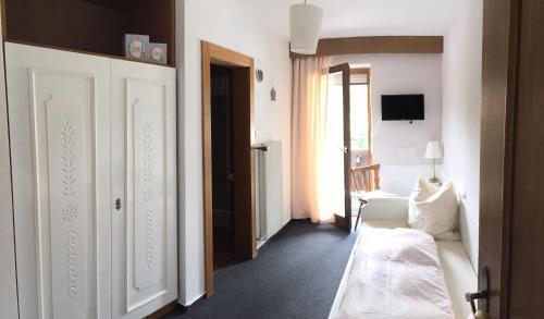 Bed & Breakfast Pension Ostbach