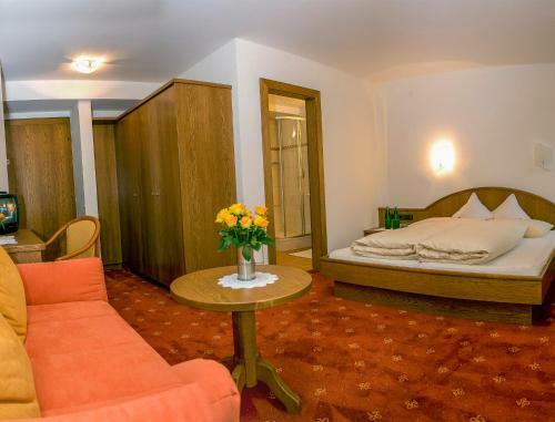 Hostal Pension Pichler