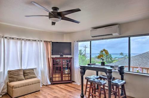 Coastal Townhome With View, Short Walk To Beach!