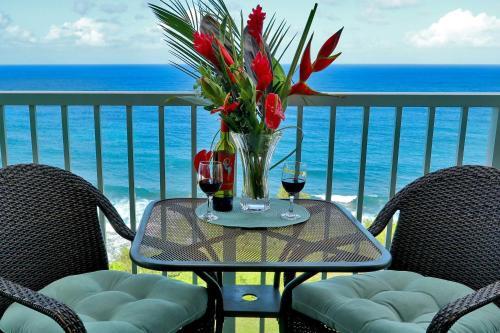 Unforgettable 180 Degree Top Floor Oceanfront View