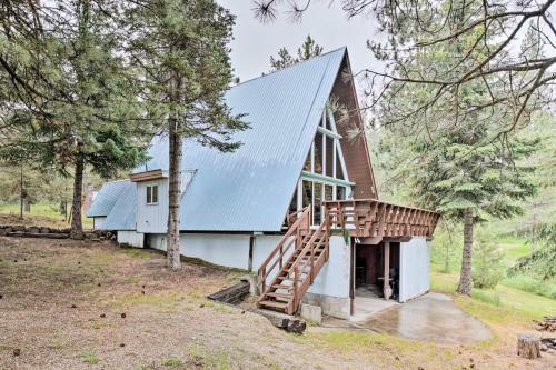 Updated Calm A-frame Cabin With Lake Cascade Views!