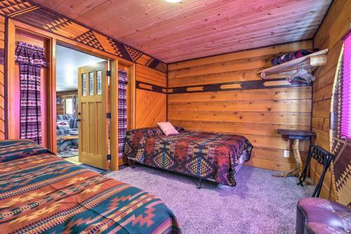 Garden Valley Cabin With Teepee, Deck And Mtn Views!