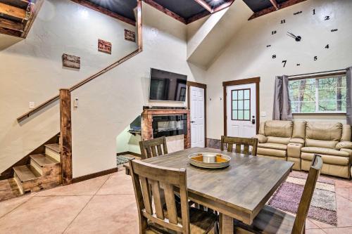 Garden Valley Cabin With Fire Pit And River View!