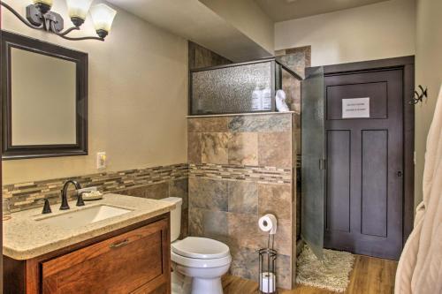 Lake-view Apartment With Patio And Gym Access!