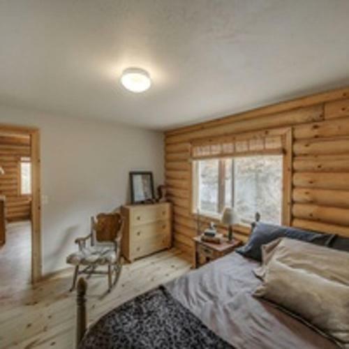 Cascade Log Cabin By Casago Mccall - Donerightmanagement