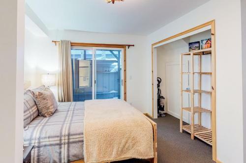 Pinewood Delightful Retreat