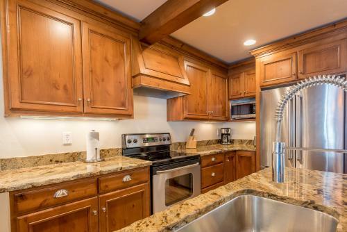 Andora Villa On Trail Creek, Walk To Town