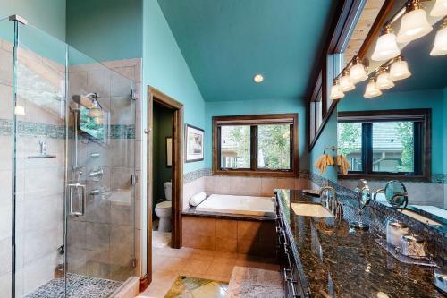 Skiway Chalet