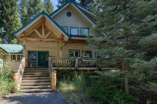 Sharlie's Nest By Casago Mccall - Donerightmanagement