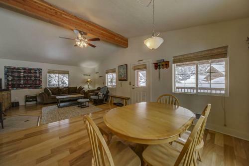 Hubbard Cabin By Casago Mccall - Donerightmanagement