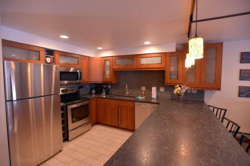 Laid Back Lounge By Casago Mccall - Donerightmanagement