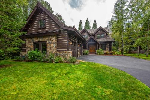 Idaho Club Lodge Home