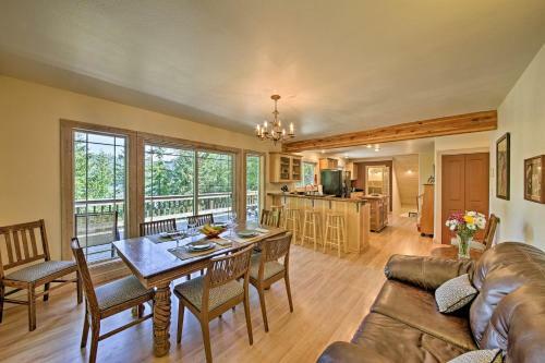 Lakeside Sagle Home With Dock-by Schweitzer Mtn!