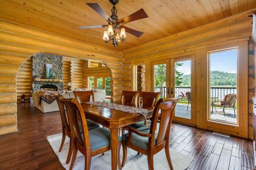 Antler Cove Log Home