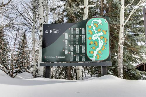 Bluff 4018