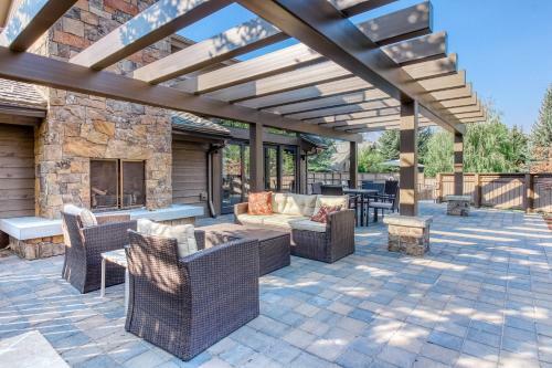 Snowcreek 1557