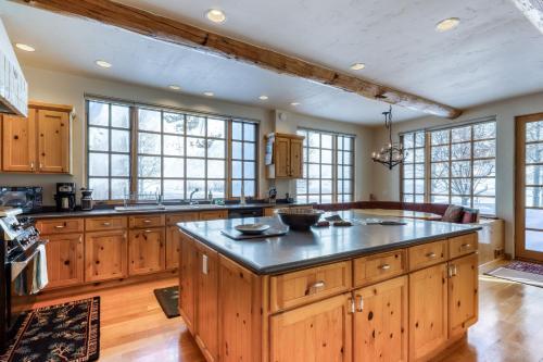 Lane Ranch Mountain Retreat