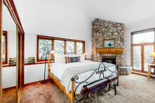 Summit Hideout