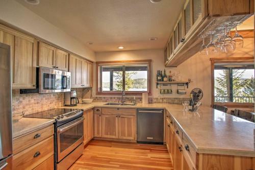 South Lake Coeur Dalene Home With Dock And Kayaks