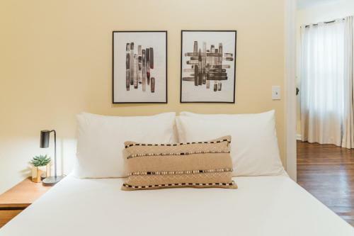 Spacious And Airy Apartment For Big Groups!
