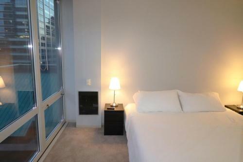 Apartamento Had A Pleasant Visit On Dch 215 West Washington