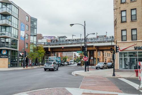 Apartamento 1br Apt Full Kitchen Popular Spot In Chicago