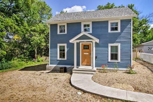 Updated Galena Home With Spacious And Pet-friendly Yard