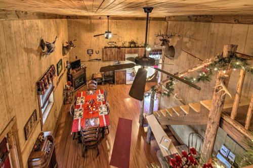 The Bovard Lodge Rustic Cabin Near Ohio River
