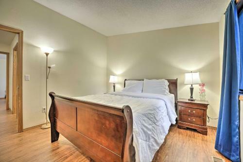 Home Less Than 3 Mi To Schools, Downtown, Attractions