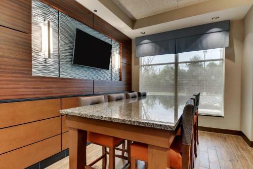 Hotel Drury Inn & Suites Lafayette In