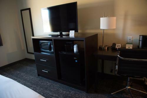 Hotel Cobblestone Inn & Suites - Forest City