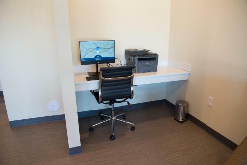 Hotel Cobblestone Inn & Suites - Forest City