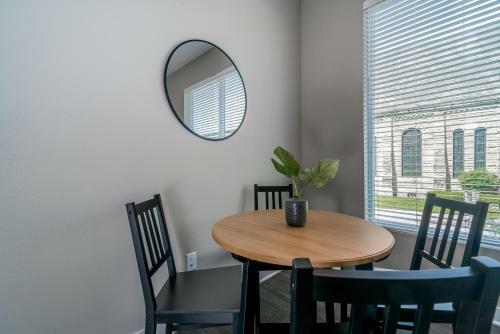 Kasa Des Moines Downtown Apartments
